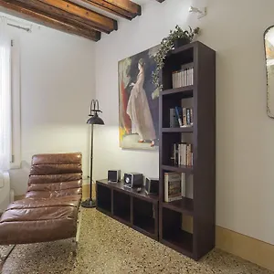Apartment Casa Margherita By Wonderful Italy, Venedig