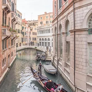 Apartment San Marco Square With Canal View By Wonderful Italy, Venedig