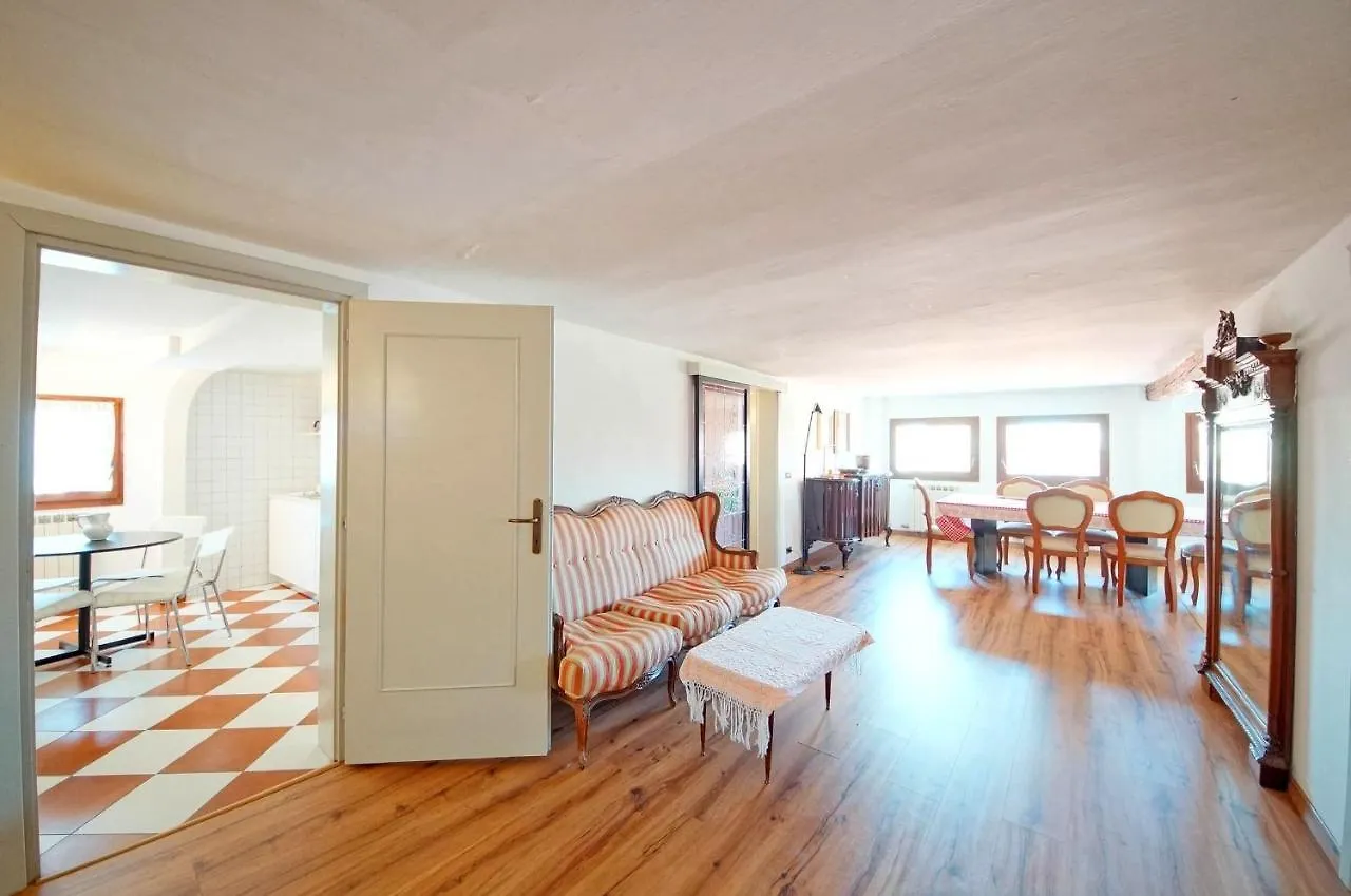 Dolcevita Apartments N 304 Rialto Mercato Venice 0*,  Italy